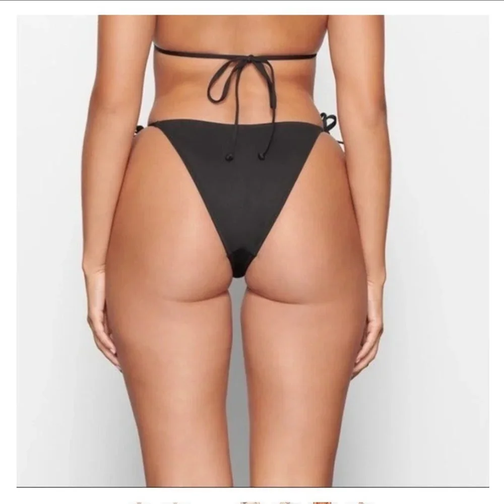 Skims Swim Dippy Tie Bottom Onyx (Black)